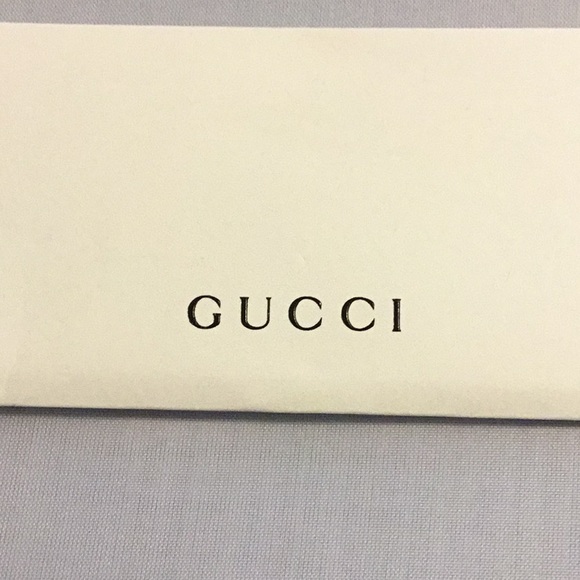 Gucci sunglasses for women - Picture 6 of 7